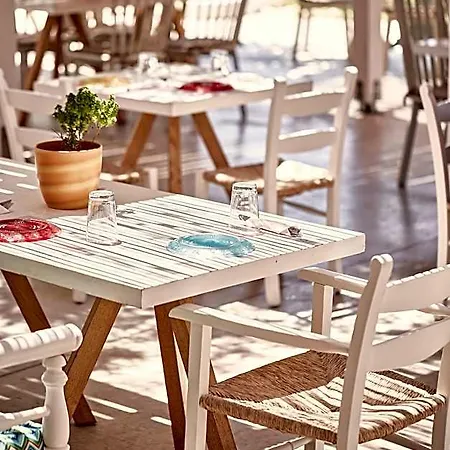 Hotell Dionysos Sea Side 4*